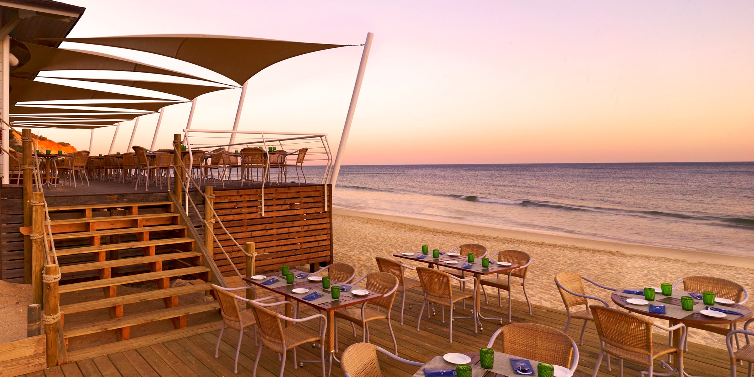 Lux199re 123225 Beach Club Restaurant